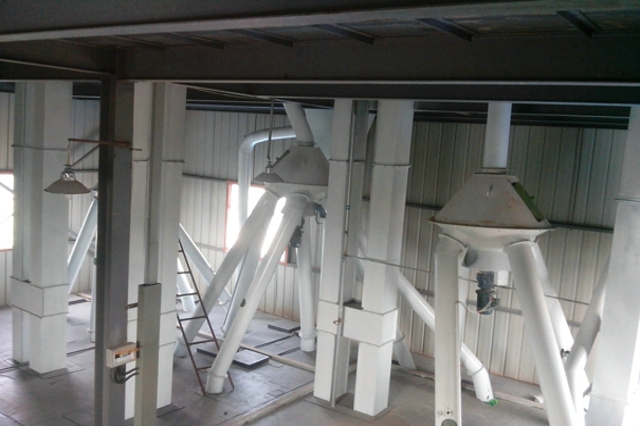 飼料加工設備 飼料加工設備